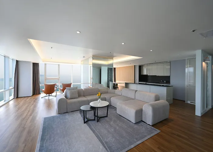 Kolon Seacloud Hotel